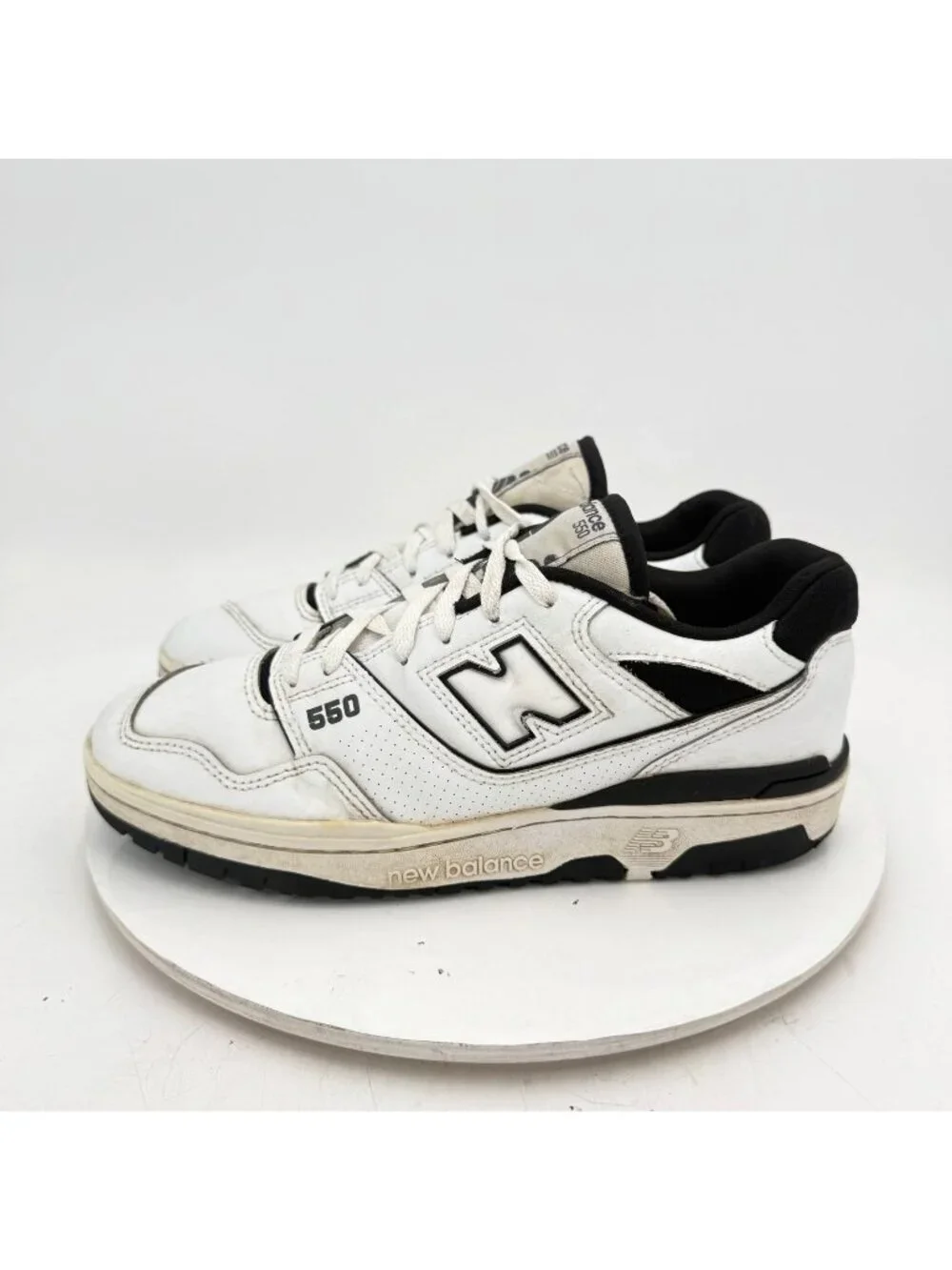 New Balance 550 Men Size 8D BB550HA1 Black White Training Shoes